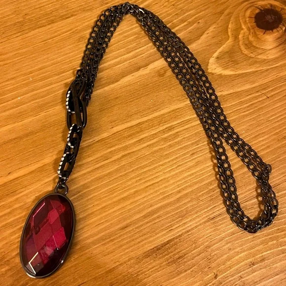 Vintage Cranberry red jewelry set w/ necklace, bracelet & earrings - Picture 5 of 5